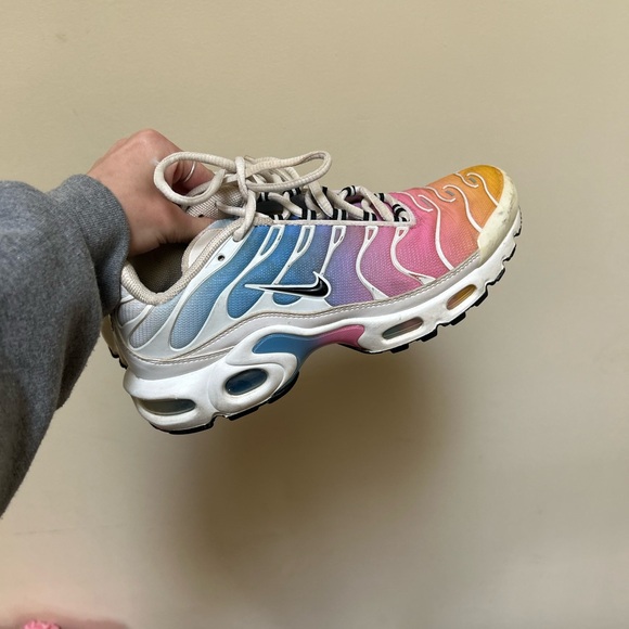 Nike Air Max Plus 'Summer Gradient' - Picture 2 of 4